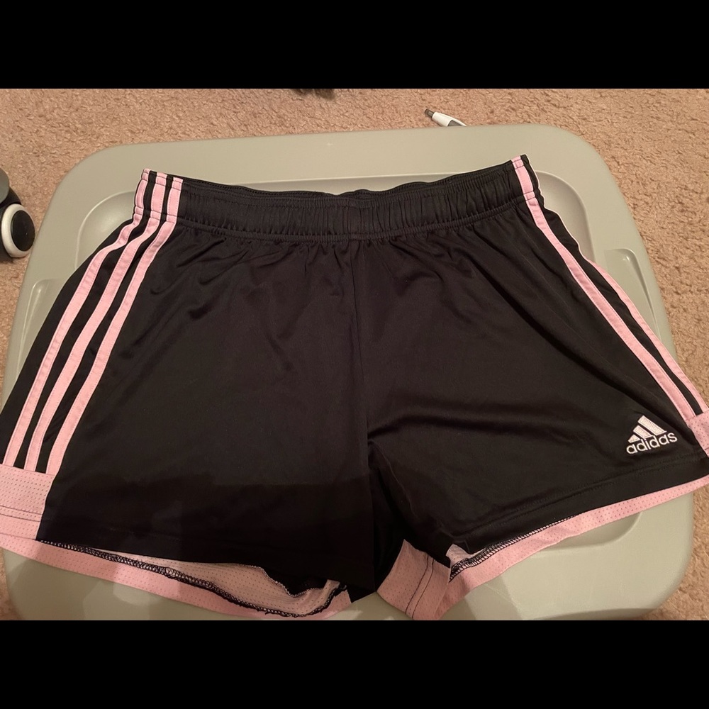 Athletic shorts